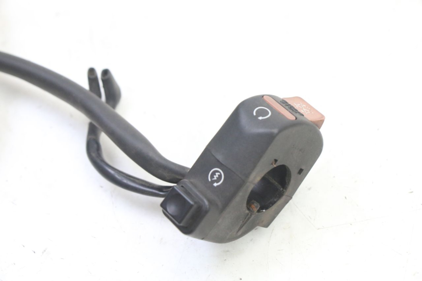 photo de CONMUTADOR DERECHA HONDA XLV VARADERO 125 (2000 - 2006)