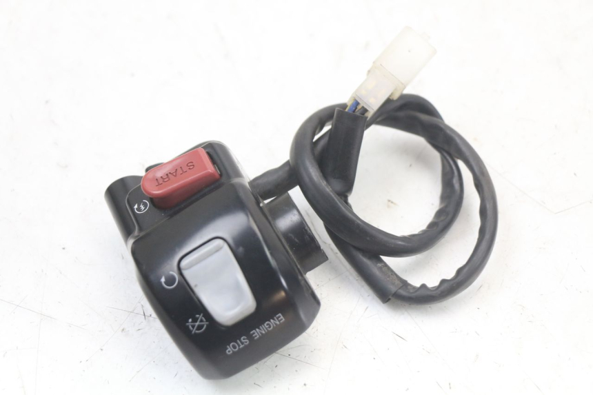 photo de INTERRUPTOR DERECHO YAMAHA BW'S BWS 125 (2010 - 2013)