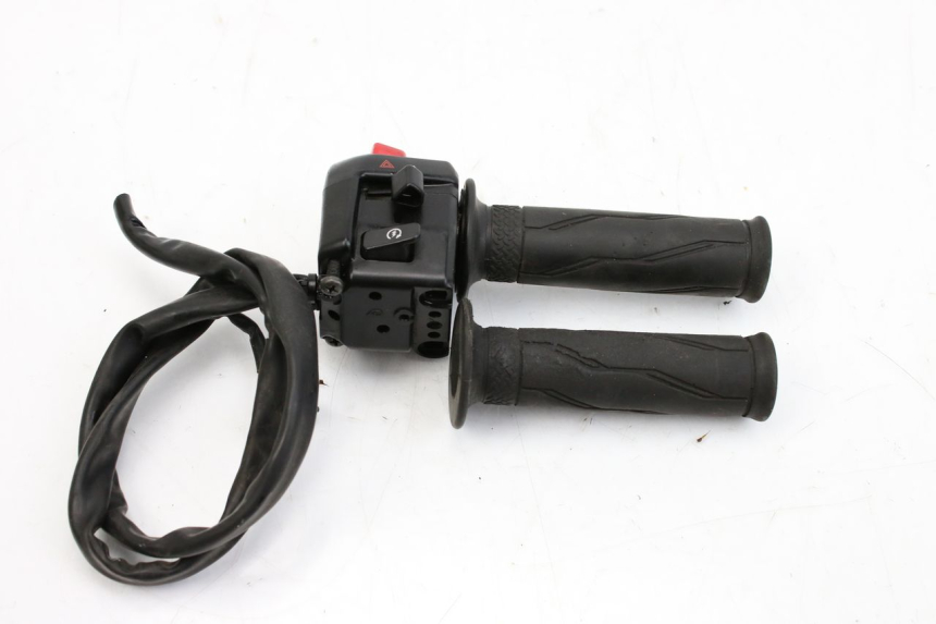 photo de CONMUTADOR DERECHA YAMAHA XP T-MAX TMAX ABS 530 (2012 - 2015)