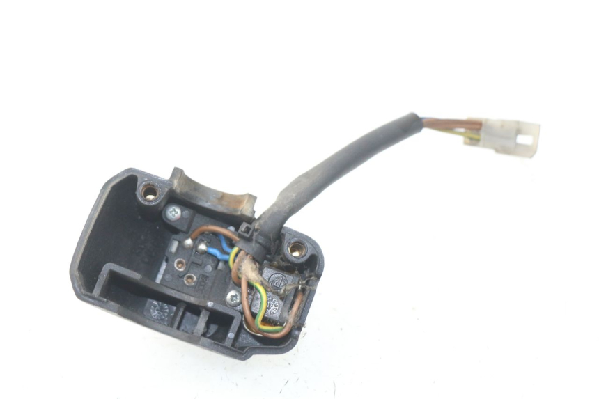 photo de INTERRUPTOR DERECHO YAMAHA YP MAJESTY 125 (1998 - 2001)