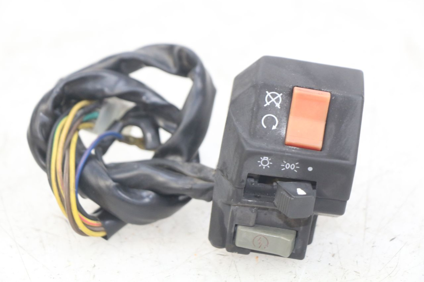 photo de INTERRUPTOR DERECHO YAMASAKI RAPTOR 50 (2013 - 2018)