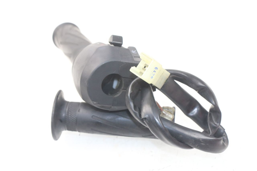 photo de CONMUTADOR DERECHA YAMAHA YP X-MAX XMAX 400 (2014 - 2017)