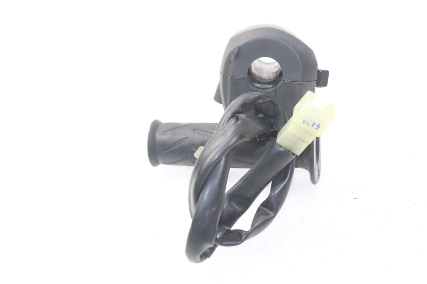 photo de CONMUTADOR DERECHA YAMAHA YP X-MAX XMAX 400 (2014 - 2017)