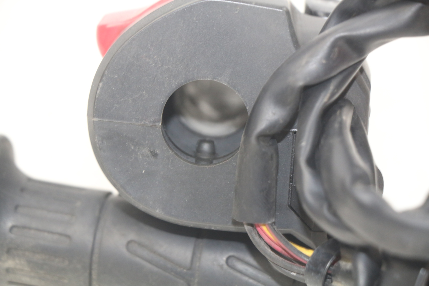 photo de INTERRUPTOR DERECHO KAWASAKI Z S 750 (2003 - 2006)