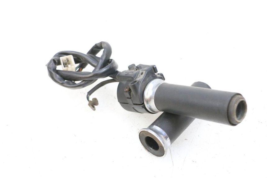 photo de CONMUTADOR DERECHA KYMCO ZING 125 (1997 - 2003) - Otra perspectiva