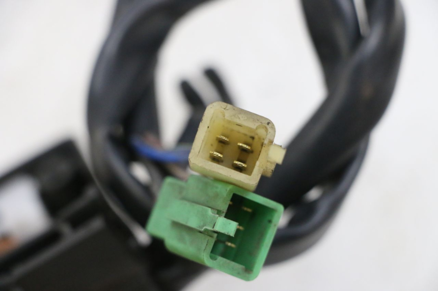 photo de CONMUTADOR DERECHA KAWASAKI ZR 7 750 (1999 - 2001) - Detalle de la pieza