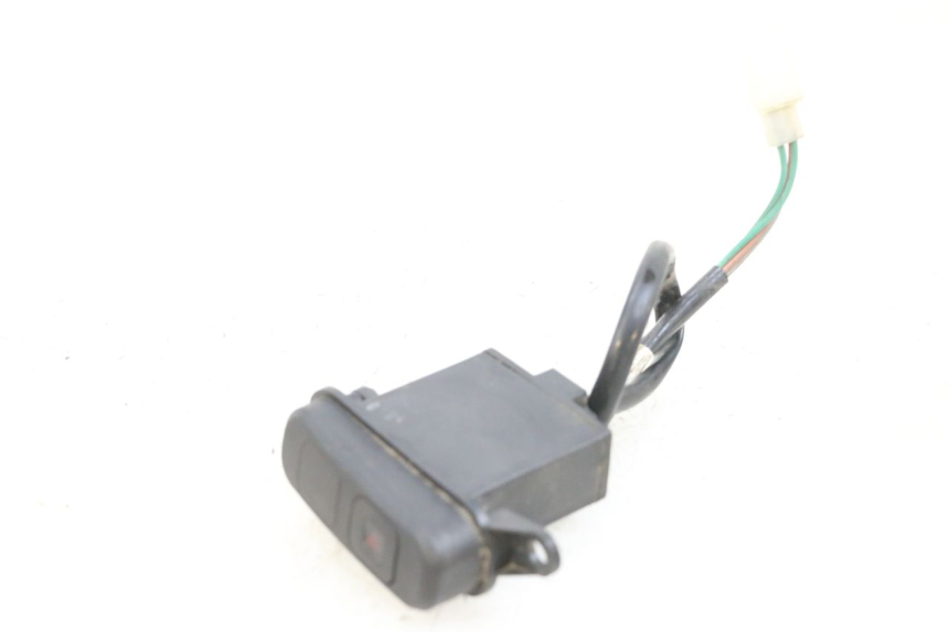 photo de CONMUTADOR LUCES EMERGENCIA SYM GTS EVO 125 (2009 - 2013) - Vista principal