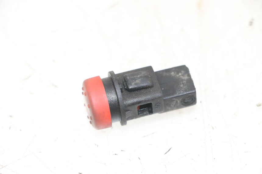 photo de CONMUTADOR LUCES EMERGENCIA PIAGGIO MP3 LT 300 (2010 - 2016)