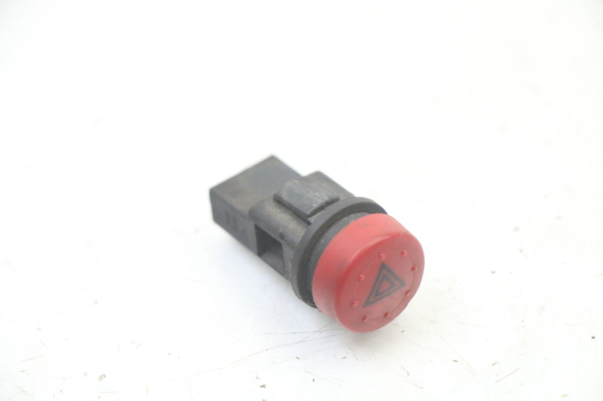 photo de CONMUTADOR LUCES EMERGENCIA PIAGGIO MP3 500 (2011 - 2015)