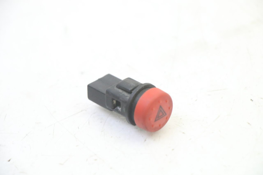 photo de CONMUTADOR DE LUCES DE EMERGENCIA PIAGGIO MP3 RL 250 (2007 - 2010)