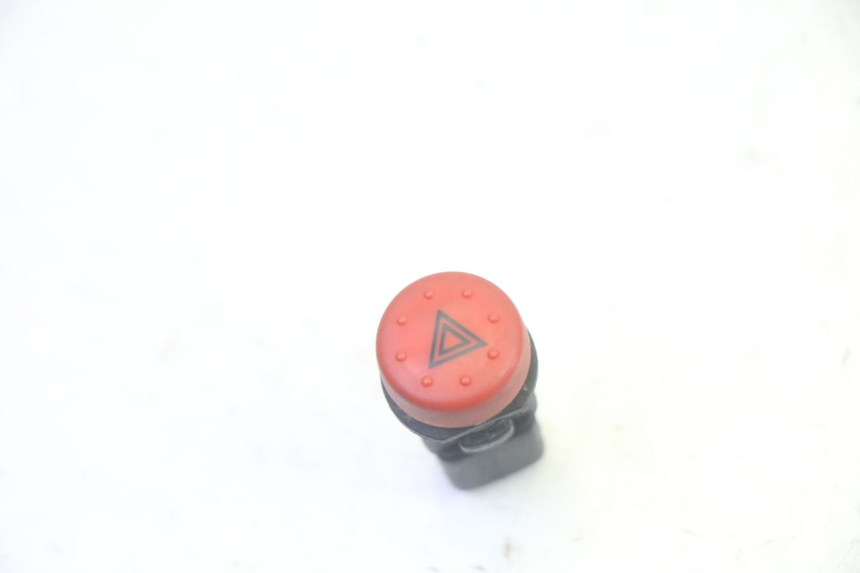 photo de CONMUTADOR LUCES EMERGENCIA PIAGGIO MP3 125 (2006 - 2014)