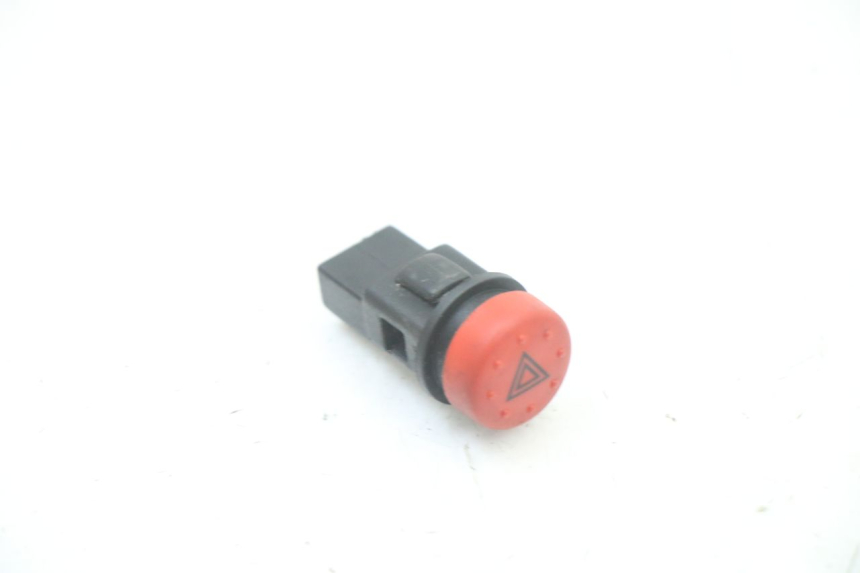 photo de CONMUTADOR DE LUCES DE EMERGENCIA PIAGGIO MP3 LT 400 (2007 - 2012)