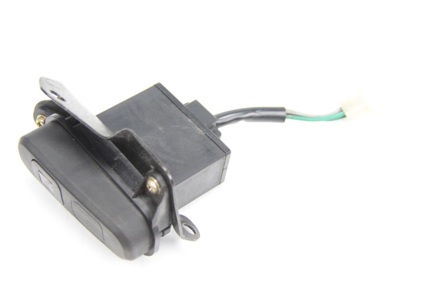 photo de CONMUTADOR LUCES EMERGENCIA SYM GTS EFI ABS 125 (2012 - 2016)