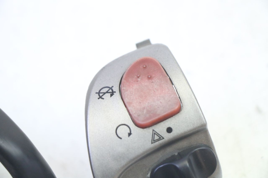 photo de CONMUTADOR IZQUIERDA QUADRO 4 4D 350 (2015 - 2018)