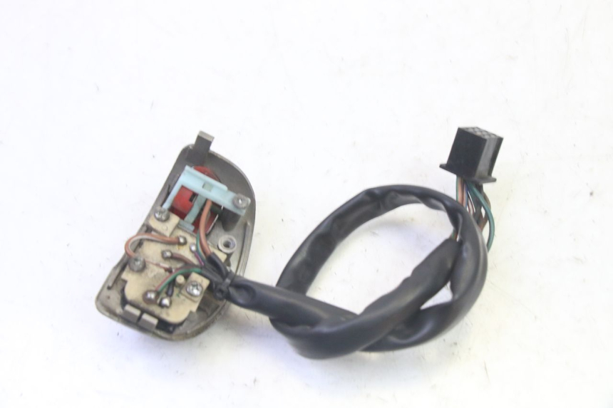 photo de CONMUTADOR IZQUIERDA QUADRO 4 4D 350 (2015 - 2018)