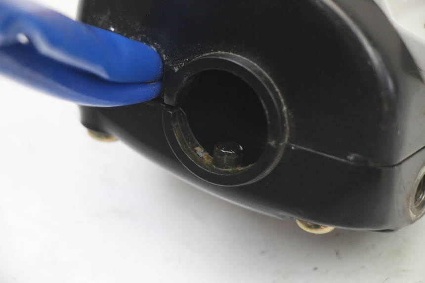 photo de INTERRUPTOR DE LUCES IZQUIERDO KYMCO AGILITY 4T 50 (2005 - 2018)