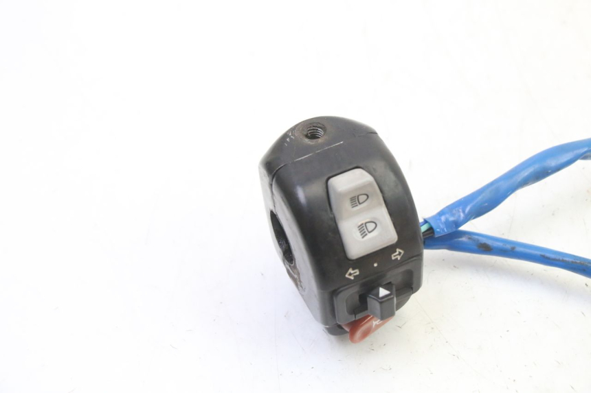 photo de INTERRUPTOR DE LUCES IZQUIERDO KYMCO AGILITY 4T 50 (2005 - 2018)