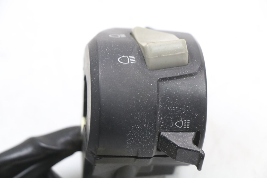 photo de INTERRUPTOR DE LUCES IZQUIERDO JONWAY AZTRAL 125 (2008 - 2017)