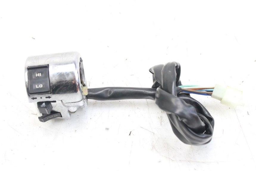 photo de INTERRUPTOR DE LUCES IZQUIERDO WILDLANDER BISCUIT 125 (2004 - 2010)