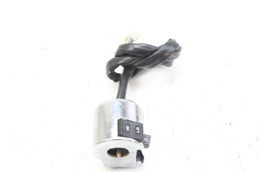 photo de INTERRUPTOR DE LUCES IZQUIERDO WILDLANDER BISCUIT 125 (2004 - 2010)