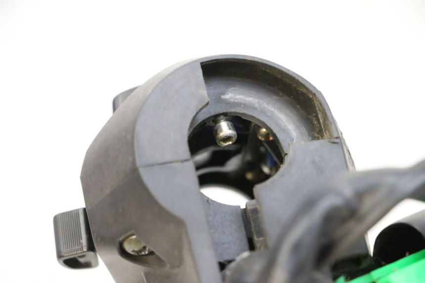 photo de CONMUTADOR IZQUIERDA MAG POWER BOMBERS 4T 50 (2016 - 2026) - Otra perspectiva