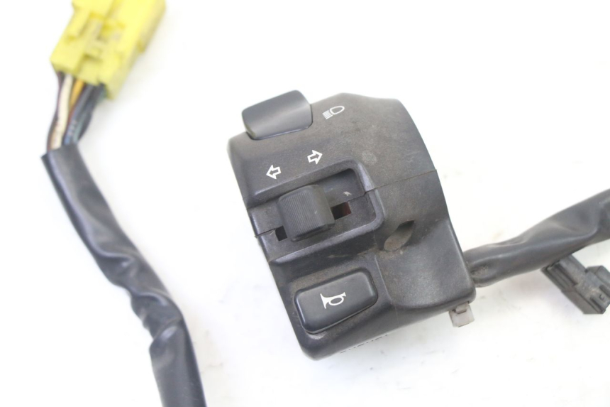 photo de INTERRUPTOR DE LUCES IZQUIERDO SUZUKI BURGMAN 125 (2007 - 2014)