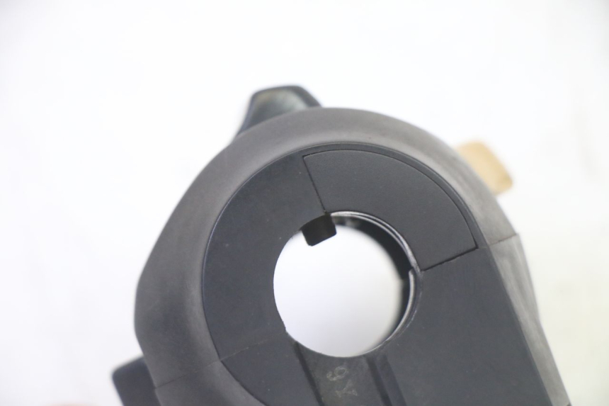 photo de INTERRUPTOR DE LUCES IZQUIERDO SUZUKI BURGMAN 125 (2007 - 2014)