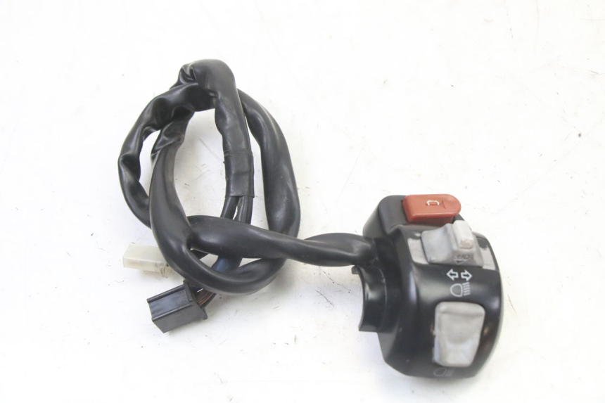 photo de INTERRUPTOR DE LUCES IZQUIERDO YAMAHA BW'S BWS 125 (2010 - 2013)