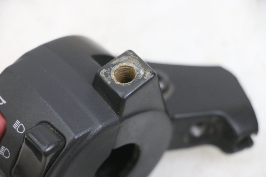 photo de INTERRUPTOR DE LUCES IZQUIERDO YAMAHA BW'S EASY 50 (2013 - 2016) - Detalle de la pieza