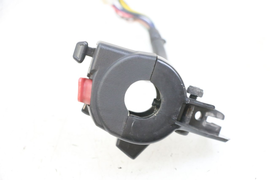 photo de INTERRUPTOR DE LUCES IZQUIERDO YAMAHA BW'S EASY 50 (2013 - 2016) - Otra perspectiva