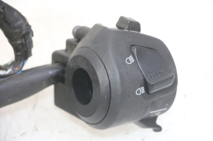 photo de CONMUTADOR IZQUIERDA HONDA CBF 500 (2004 - 2007)