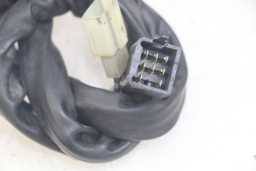 photo de INTERRUPTOR DE LUCES IZQUIERDO HONDA CBR F SC25 1000 (1989 - 1992)