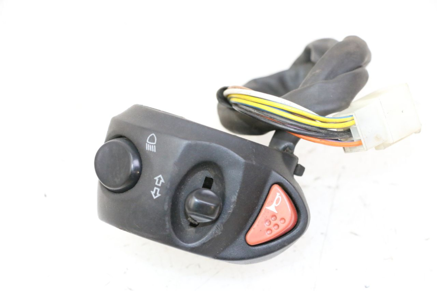 photo de INTERRUPTOR DE LUCES IZQUIERDO PEUGEOT CITYSTAR 50 (2013 - 2017)