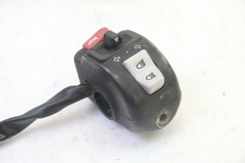 photo de INTERRUPTOR DE LUCES IZQUIERDO SYM CROX 4T 50 (2016 - 2023)