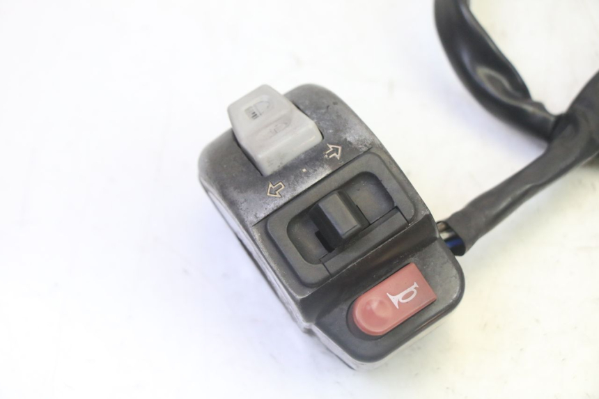 photo de INTERRUPTOR DE LUCES IZQUIERDO SYM CROX 4T 50 (2016 - 2023)