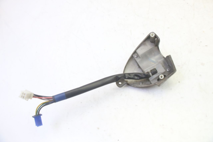 photo de INTERRUPTOR DE LUCES IZQUIERDO YAMAHA CYGNUS X INJECTION 125 (2007 - 2013)