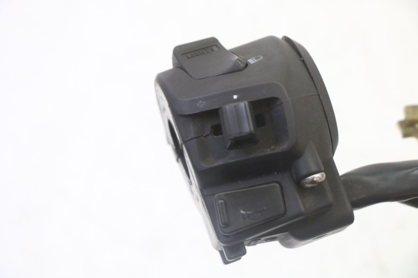 photo de INTERRUPTOR DE LUCES IZQUIERDO KYMCO DINK STREET 125 (2009 - 2014)