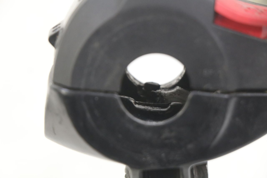 photo de INTERRUPTOR DE LUCES IZQUIERDO PEUGEOT E-VIVACITY 1 (2012 - 2018)