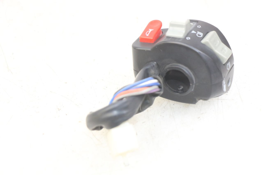 photo de INTERRUPTOR DE LUCES IZQUIERDO EFUN E2GO 1 (2017 - 2021)