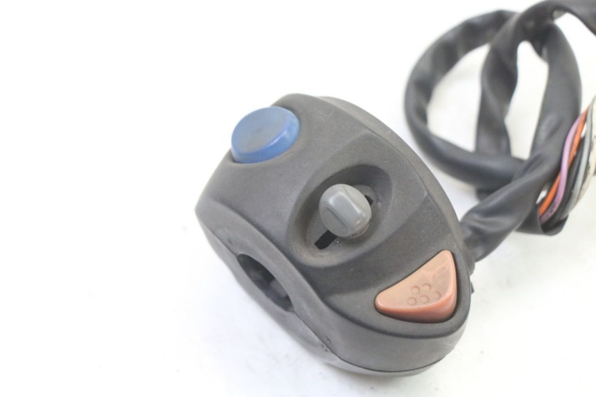 photo de INTERRUPTOR DE LUCES IZQUIERDO PEUGEOT ELYSTAR 50 (2002 - 2014)