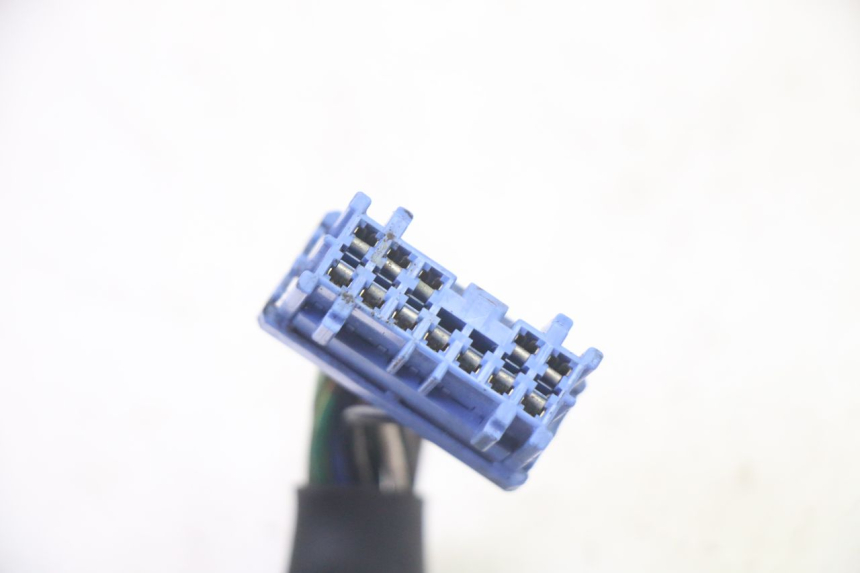 photo de INTERRUPTOR DE LUCES IZQUIERDO. HONDA FES S-WING SWING ABS 125 (2007 - 2015)