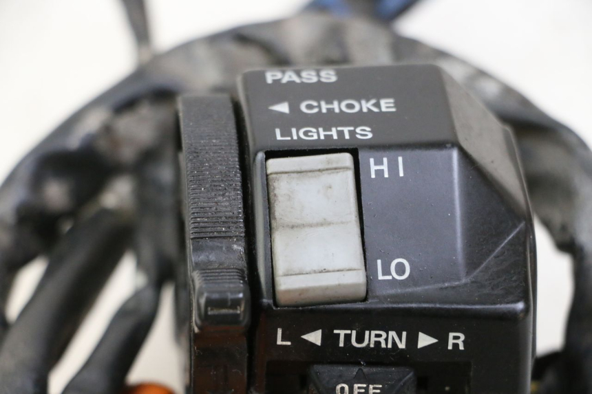 photo de CONMUTADOR IZQUIERDA YAMAHA FJ 36Y 1100 (1984 - 1985)