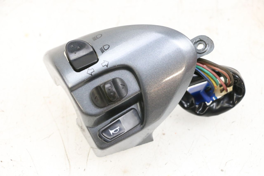 photo de CONMUTADOR IZQUIERDA MBK FLAME X 125 (2007 - 2016) - Vista principal