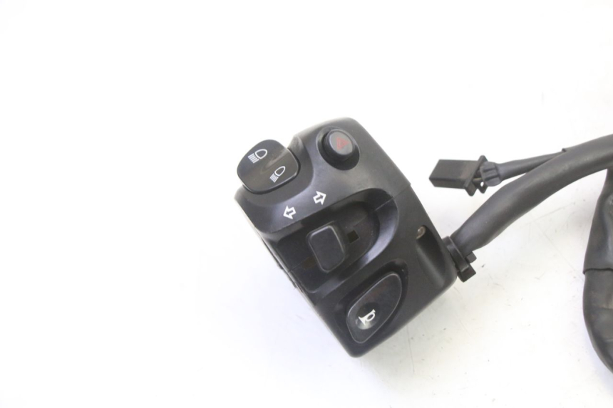 photo de CONMUTADOR IZQUIERDA YAMAHA FZ6 FAZER S2 600 (2007 - 2011)