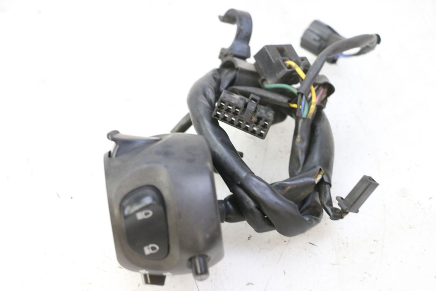 photo de CONMUTADOR IZQUIERDA YAMAHA FZ6 N FAZER 600 (2004 - 2006)