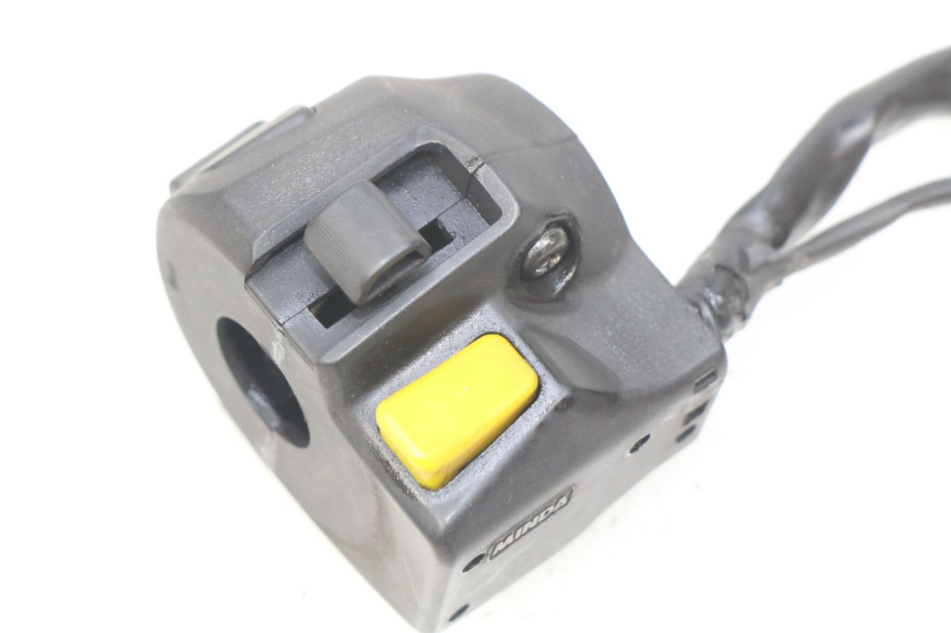 photo de INTERRUPTOR DE LUCES IZQUIERDO GILERA NEXUS 125 (2009 - 2013)