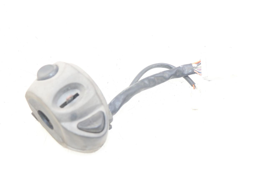 photo de INTERRUPTOR DE LUCES IZQUIERDO GILERA NEXUS 125 (2007 - 2009)