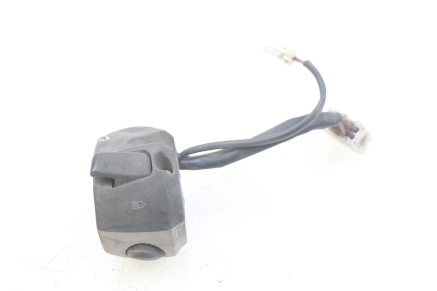 photo de INTERRUPTOR DE LUCES IZQUIERDO GILERA NEXUS 125 (2007 - 2009)
