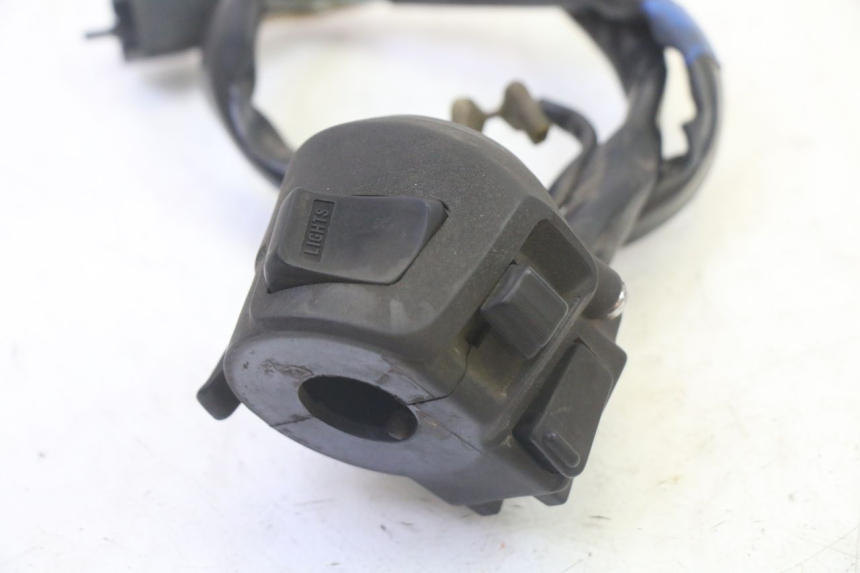 photo de CONMUTADOR IZQUIERDA KYMCO GRAND DINK 125 (2002 - 2007)