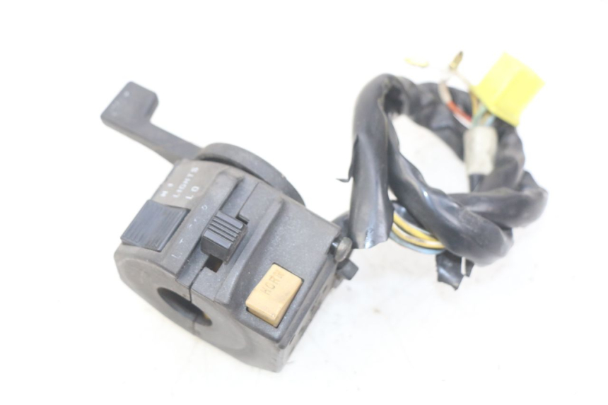 photo de INTERRUPTOR DE LUCES IZQUIERDO SUZUKI GSX-F GSX  F 1100 (1988 - 1994)